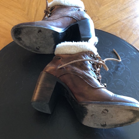 Freebird by Steven Swiss Shearling Booties Size 11 - Picture 5 of 9